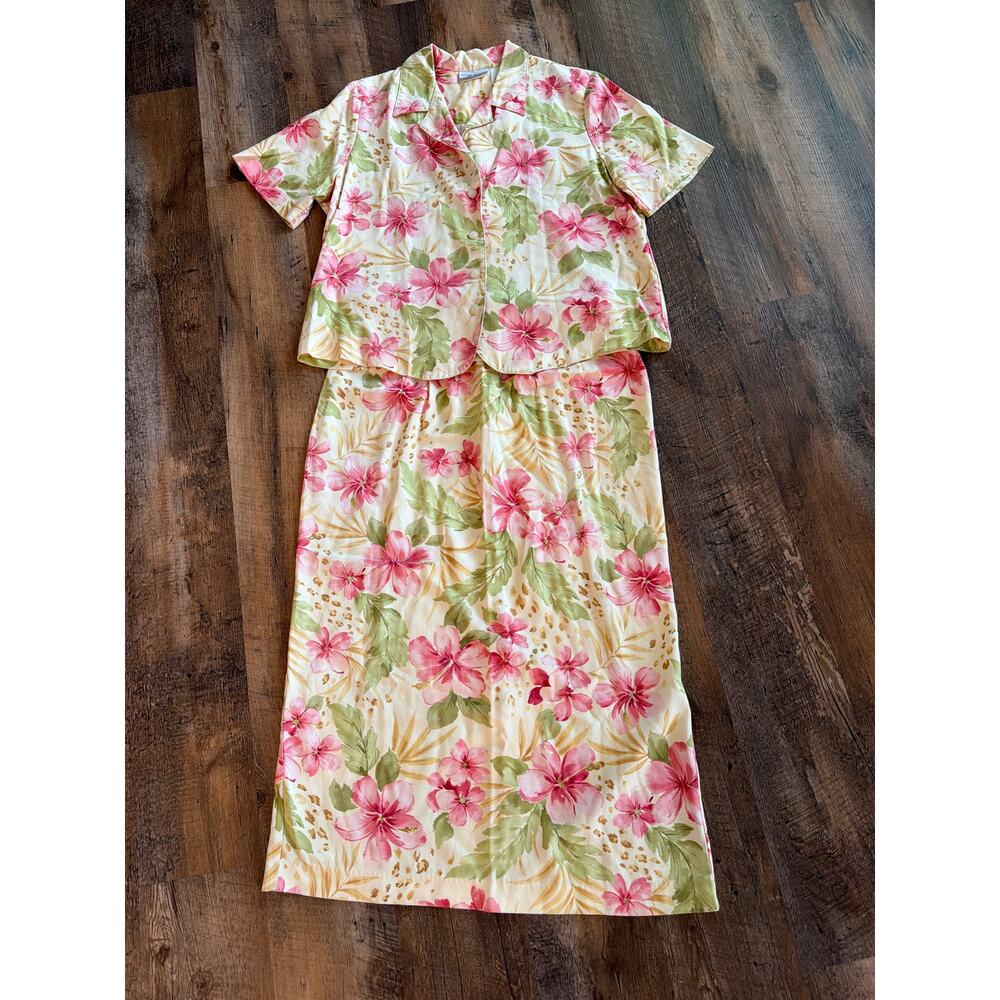 Alfred Dunner Floral Skirt & Blouse Set Petite 12P Top , 10P Skirt Pink Green